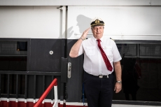 DDSG-Kapitän und Betriebsrat Thomas Graner an Bord 